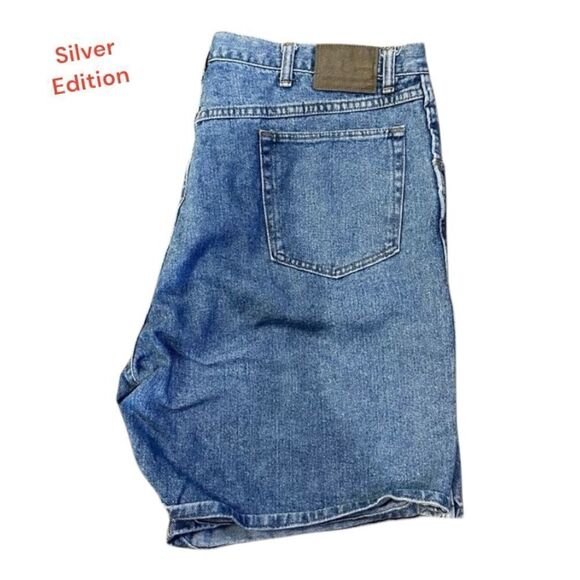 Wrangler Silver edition Jean shorts 42. 100% cotton made I. The USA - Picture 2 of 11